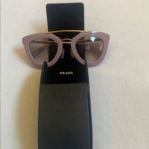 Authentic prada over size cat eye sunglasses pink